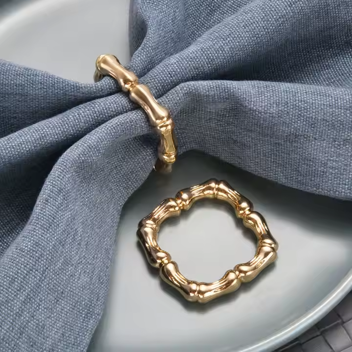 4 Vintage Napkin Rings